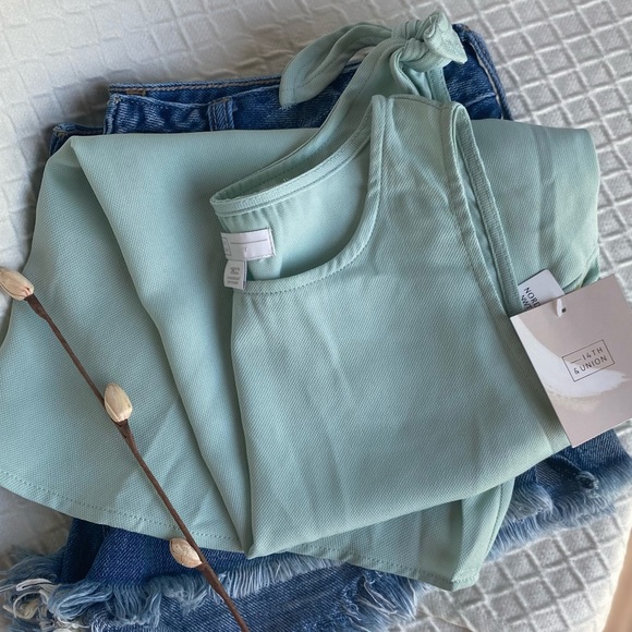 14th & Union sea foam green/blue sleeveless tank. Medium. Tie detailing. NWT. - Picture 3 of 11